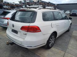 Volkswagen Passat image 4