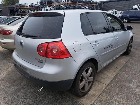 volkswagen Golf RIGHT FRONT DOOR 