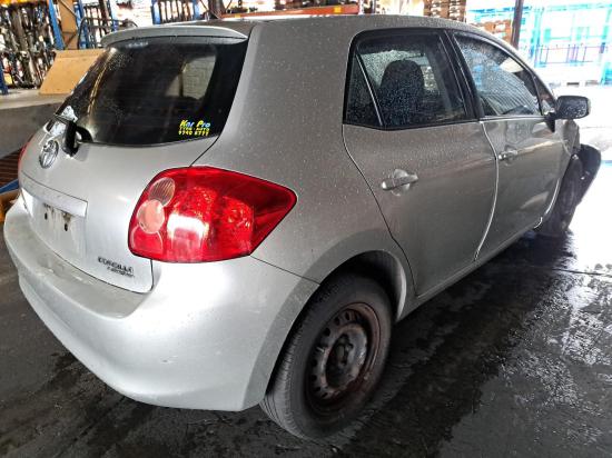 toyota Corolla ZRE152R Jan 2008 LEFT REAR DOOR 