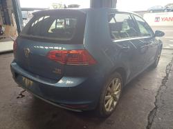 Volkswagen Golf image 4