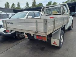 Mitsubishi Triton image 4
