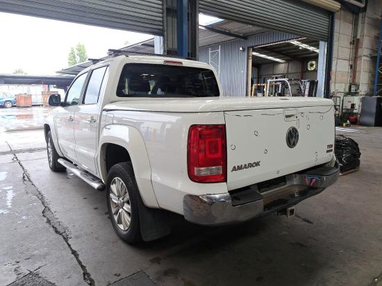 volkswagen Amarok 2H May 2013 GRILLE 
