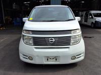 2002 Nissan Elgrand image 4