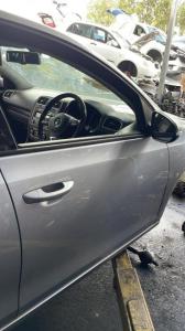 2011 Volkswagen Golf TSI image 4