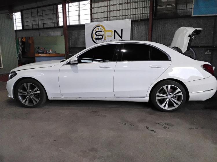 mercedes benz C200 W205 SEDAN Aug 2014 Parts & Wrecking