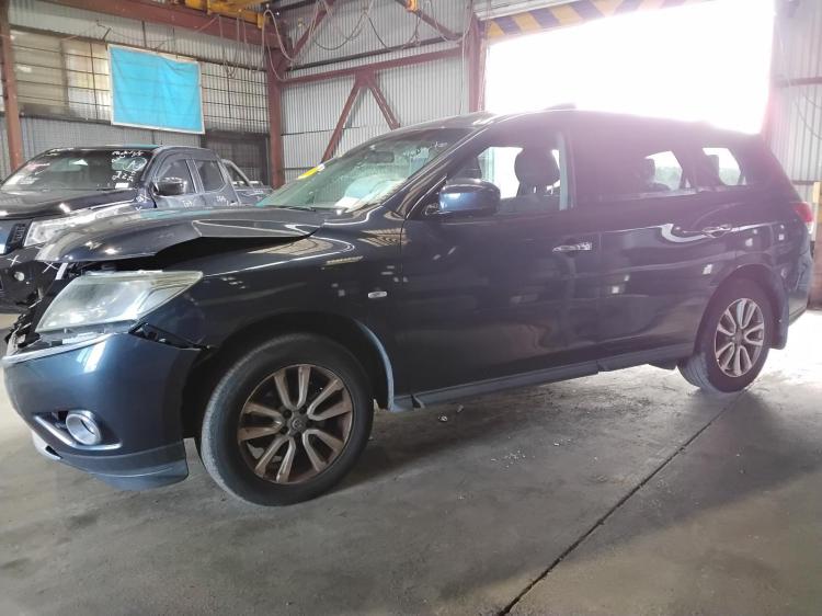nissan Pathfinder ST Mar 2015 Parts & Wrecking