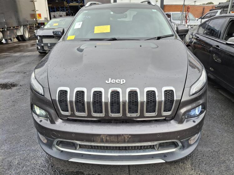 jeep Grand Cherokee LIMITED 4X4 May 2015 Parts & Wrecking