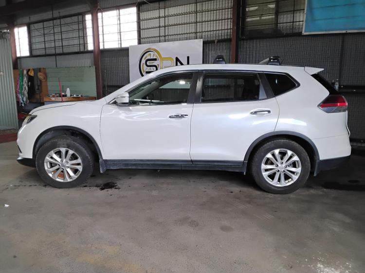 nissan Xtrail ST Oct 2016 Parts & Wrecking
