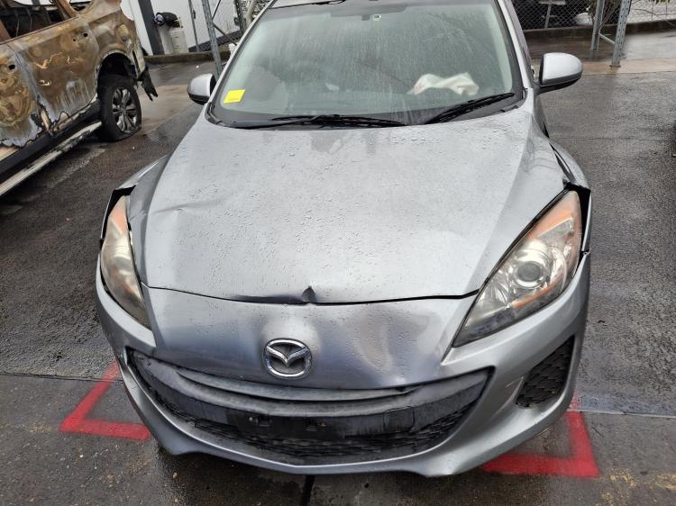 mazda 3 NEO Mar 2012 Parts & Wrecking