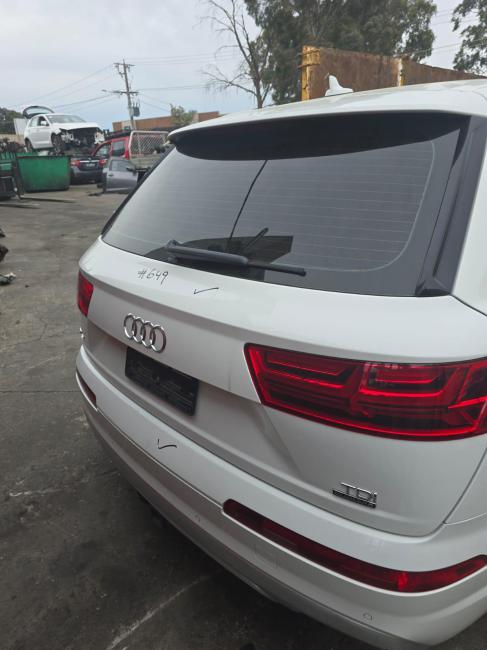 audi Q7 2016 Parts & Wrecking
