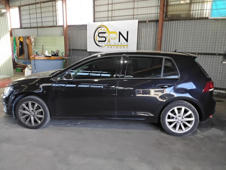 volkswagen Golf 110TSI HIGHLINE Feb 2016 Parts & Wrecking