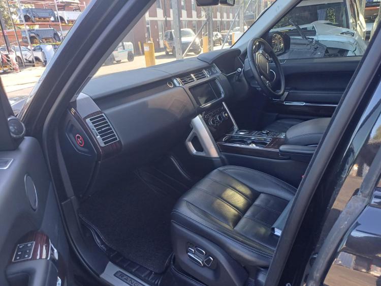 land rover Range Rover SDV6 HYBRID VOGUE SE May 2015 Parts & Wrecking