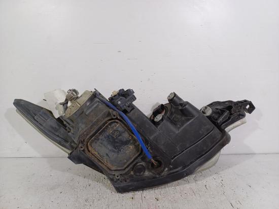 toyota Tarago GLI Jun 2006 LEFT HEADLAMP 