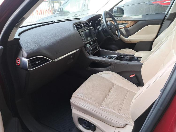 jaguar F Pace 20D PRESTIGE Jul 2016 Parts & Wrecking