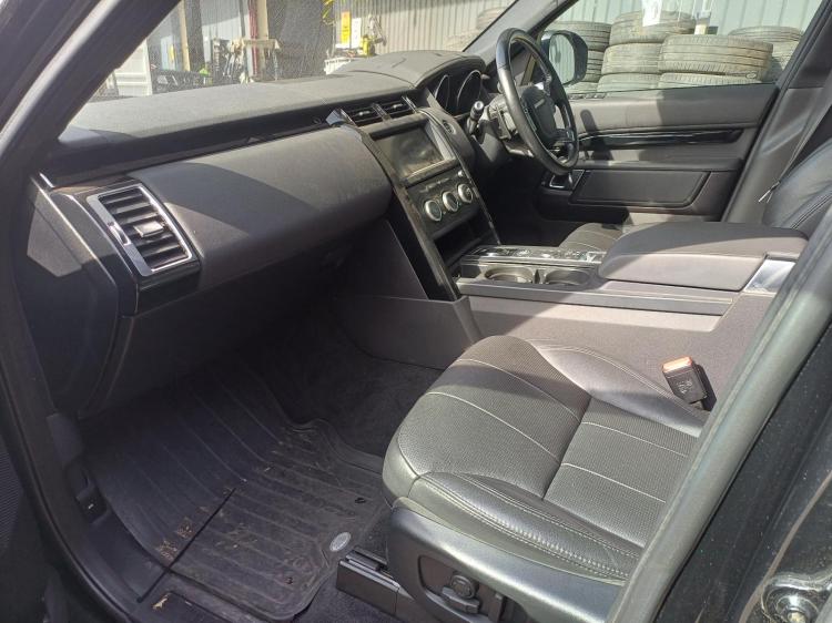land rover Discovery SD4 SE May 2018 Parts & Wrecking