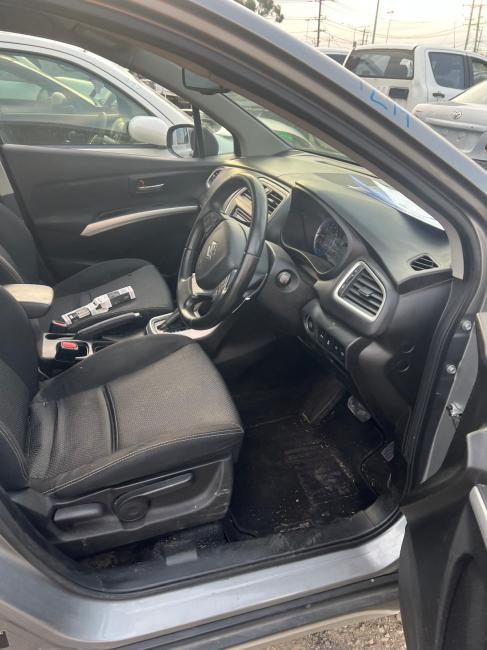 suzuki S-cross JY Feb 2014 Parts & Wrecking