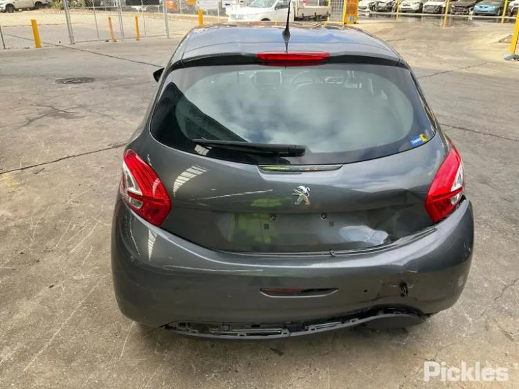 peugeot 208 2014 Parts & Wrecking