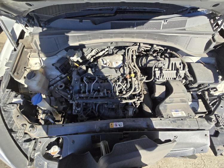 hyundai Santa Fe DM ACTIVE Apr 2015 Parts & Wrecking