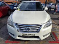 2015 Nissan Pulsar B17 image 4