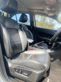 2011 Suzuki Swift image 4