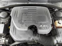 2013 Chrysler 300c C image 4