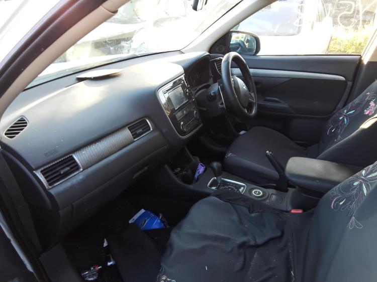 mitsubishi Outlander LS Jun 2013 Parts & Wrecking