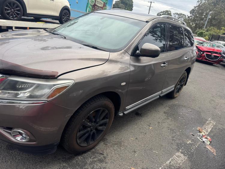 nissan Pathfinder 2013 Parts & Wrecking