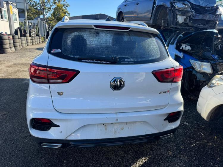 mg Zs Dec 2022 Parts & Wrecking