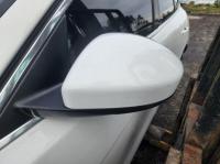 2016 Jaguar F Pace image 4