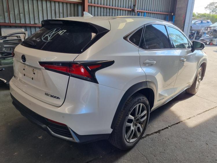 lexus Nx300h LUXURY 2019 Parts & Wrecking
