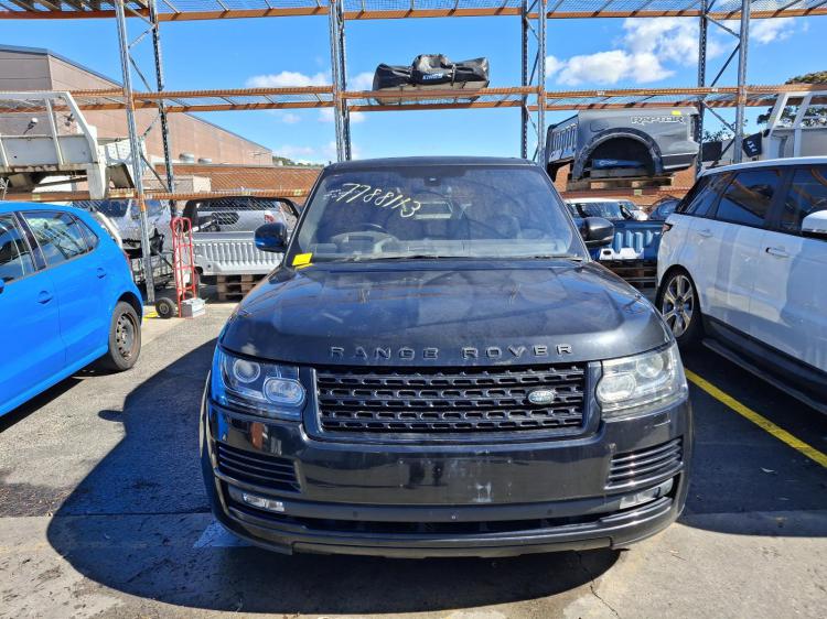 land rover Range Rover Nov 2016 Parts & Wrecking