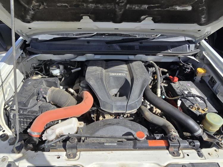 isuzu D Max RC SX Apr 2018 Parts & Wrecking