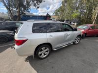 2008 Toyota Kluger image 4
