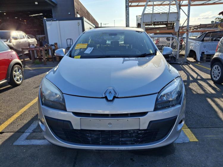 renault Megane Nov 2012 Parts & Wrecking