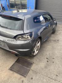 2012 Volkswagen Scirocco 1S R image 4