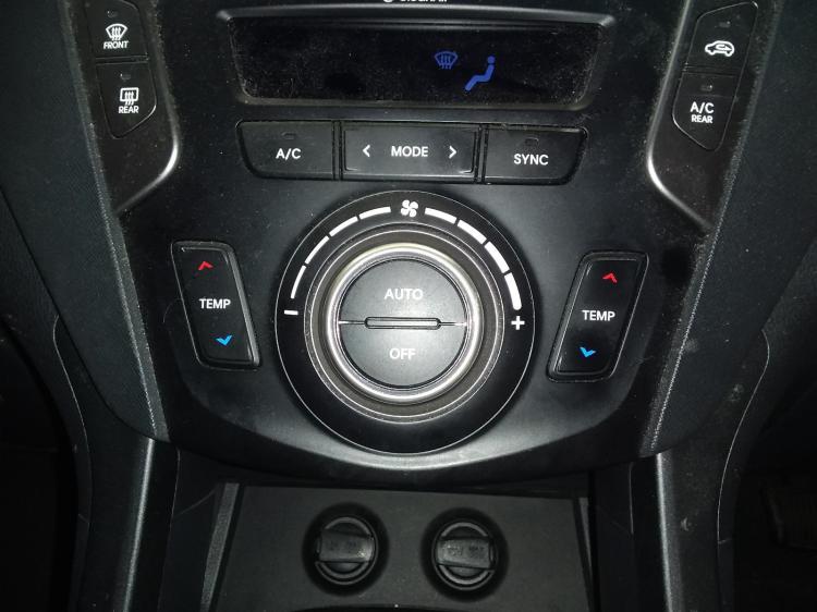 hyundai Santa Fe Dec 2017 Parts & Wrecking