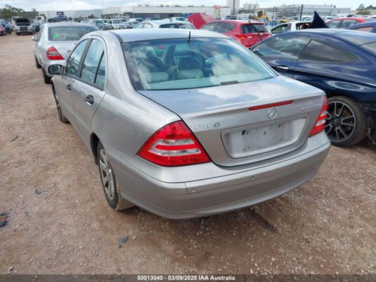 mercedes benz C-class C 180 K 2005 Parts & Wrecking