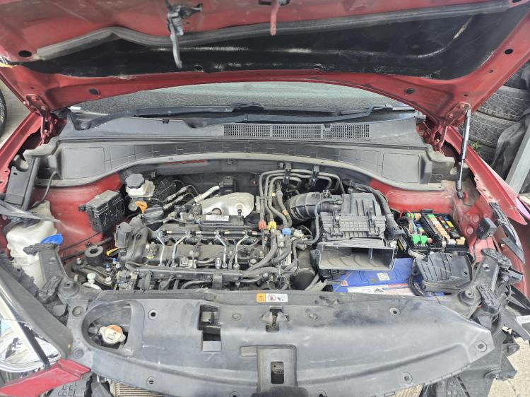 hyundai Santa Fe DM HIGHLANDER Feb 2015 Parts & Wrecking