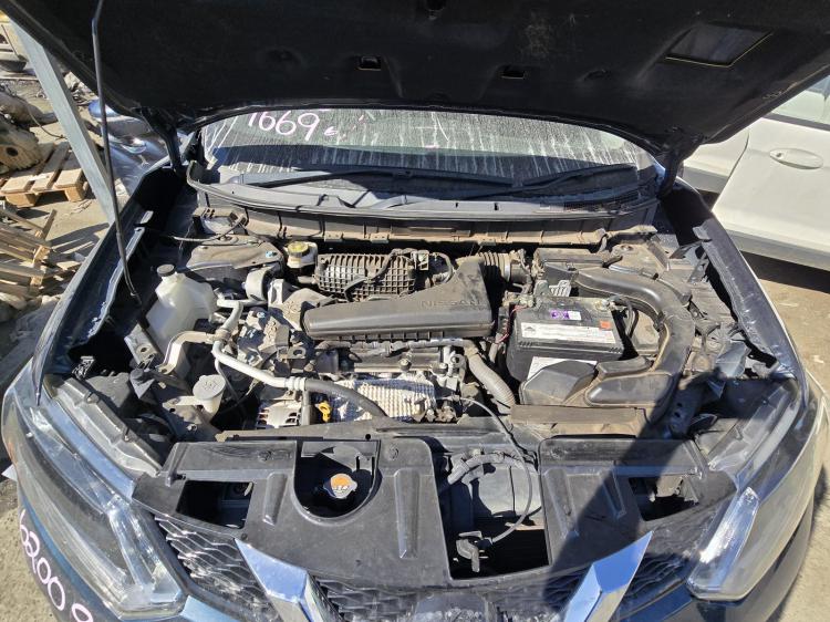 nissan X Trail T32 ST-L Aug 2014 Parts & Wrecking
