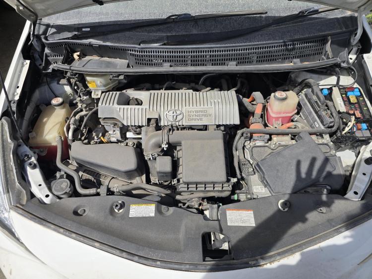 toyota Prius ZVW40R WAGON May 2017 Parts & Wrecking