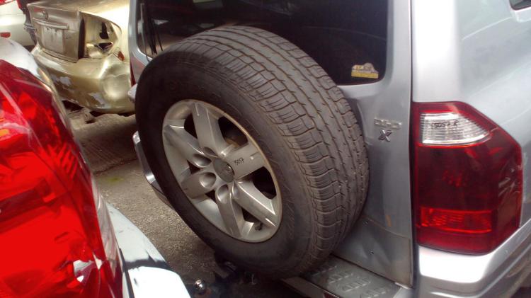 mitsubishi Pajero GLS Apr 2005 Parts & Wrecking