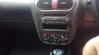 2002 Holden Barina image 4