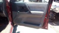 2001 Mitsubishi Pajero image 4