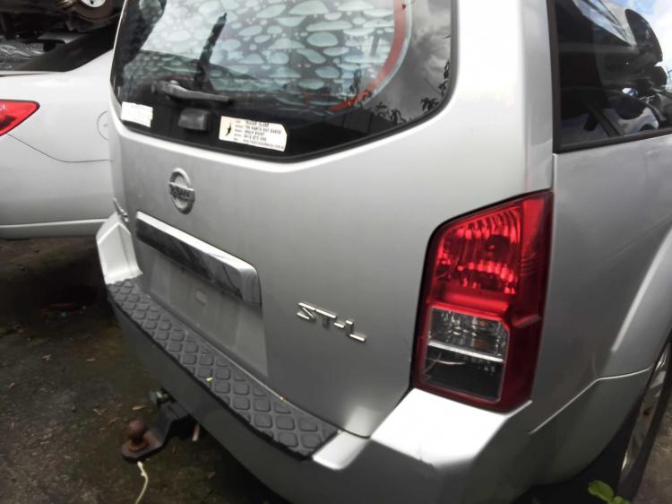 nissan Pathfinder ST-L Apr 2005 Parts & Wrecking