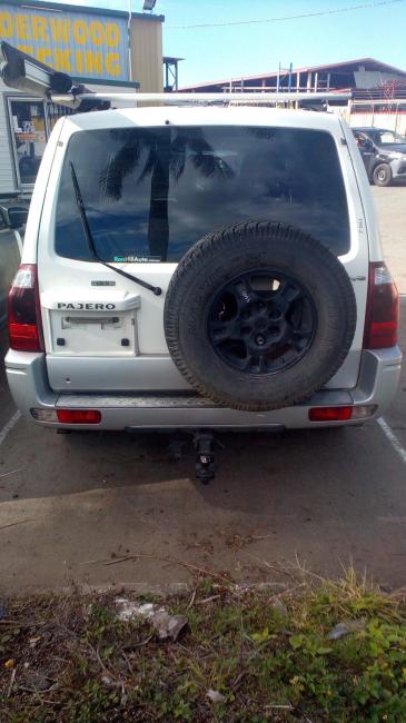 mitsubishi Pajero GLS Oct 2003 Parts & Wrecking