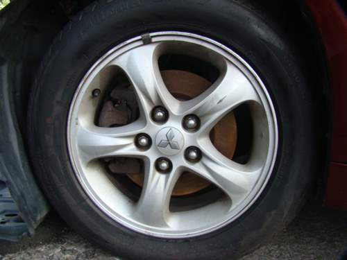 mitsubishi Grandis 2005 Parts & Wrecking