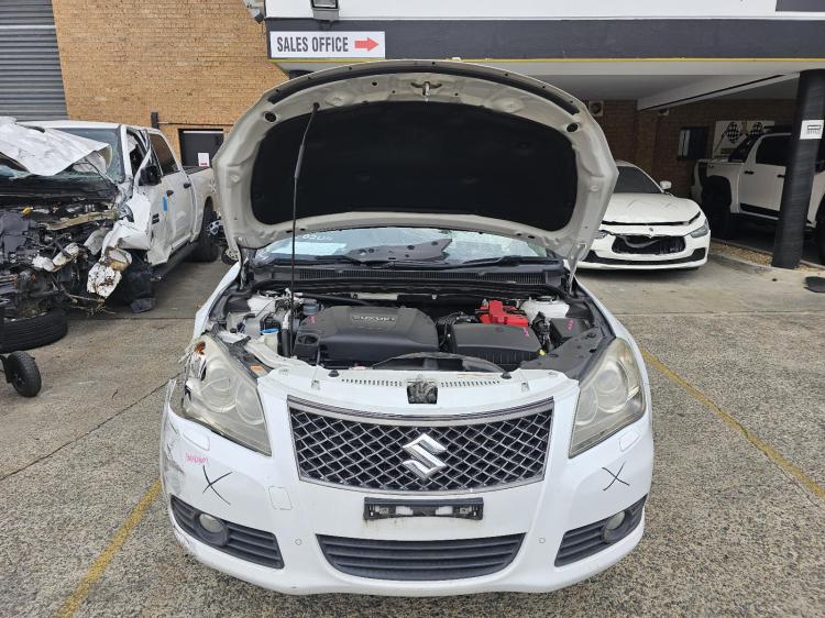 suzuki Kizashi FR PRESTIGE Jan 2012 Parts & Wrecking