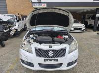 2012 Suzuki Kizashi FR PRESTIGE image 4