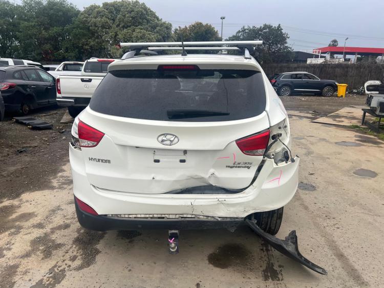 hyundai Ix35 LM SERIES Nov 2011 Parts & Wrecking