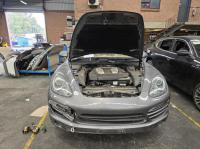 2010 Porsche Cayenne 92A image 4